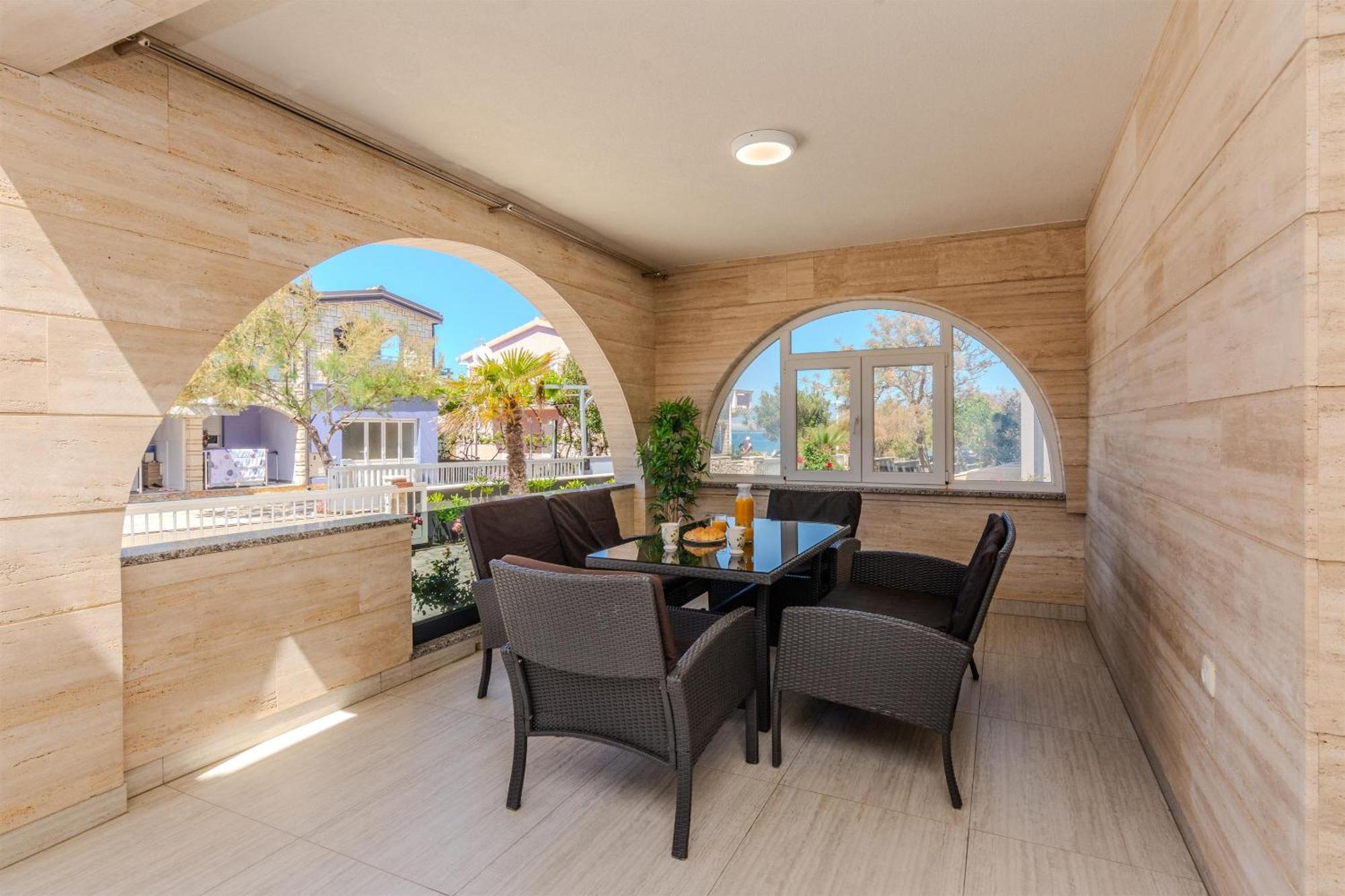 ויר Apartments Lucica מראה חיצוני תמונה