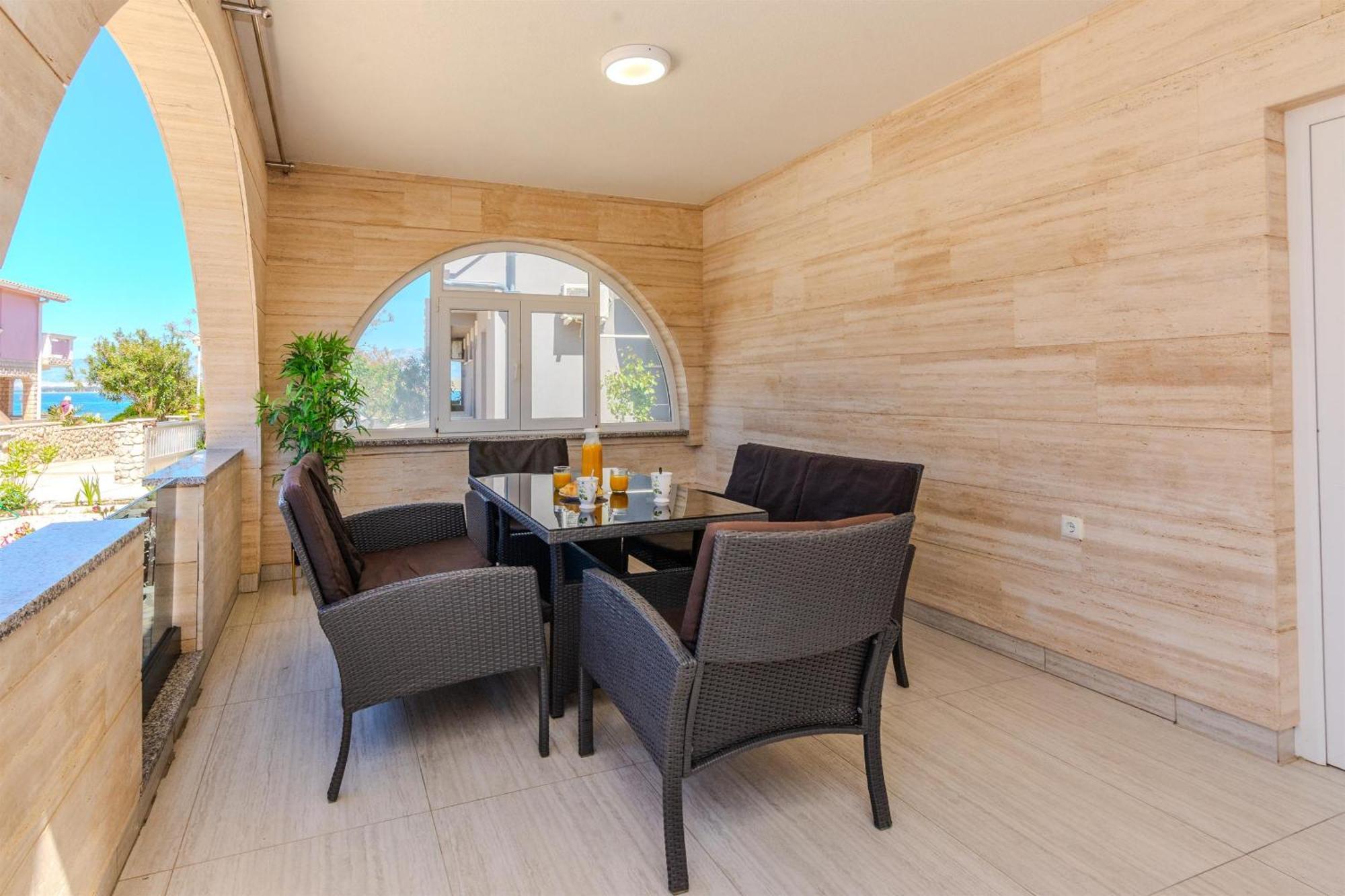 ויר Apartments Lucica מראה חיצוני תמונה