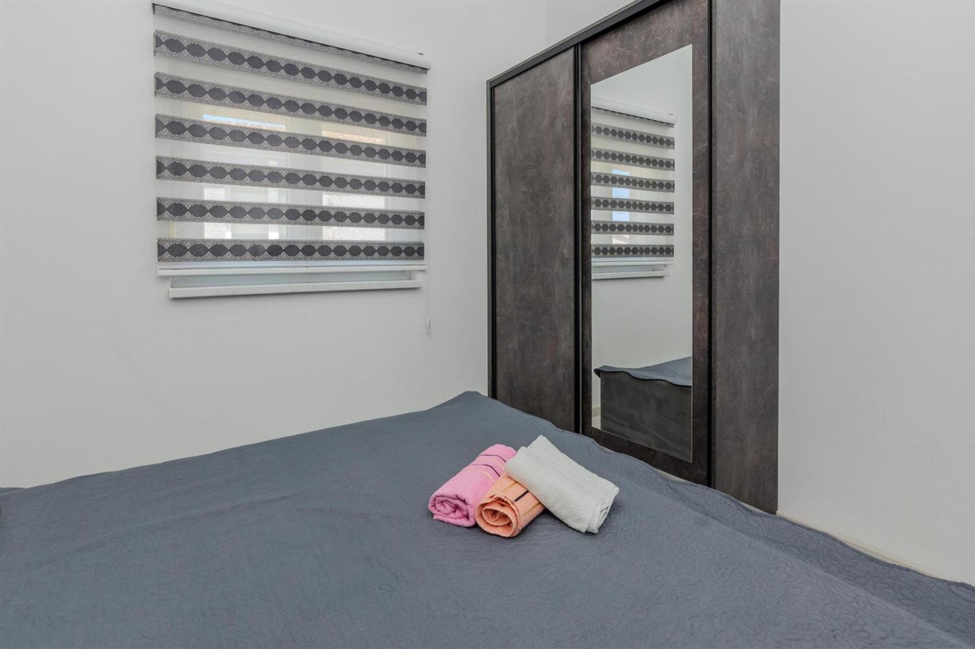 ויר Apartments Lucica מראה חיצוני תמונה